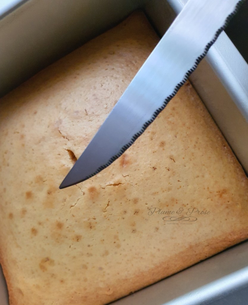 Préparation du "Gerikiru Boakibaa" ou le gâteau au lait concentré maldivien