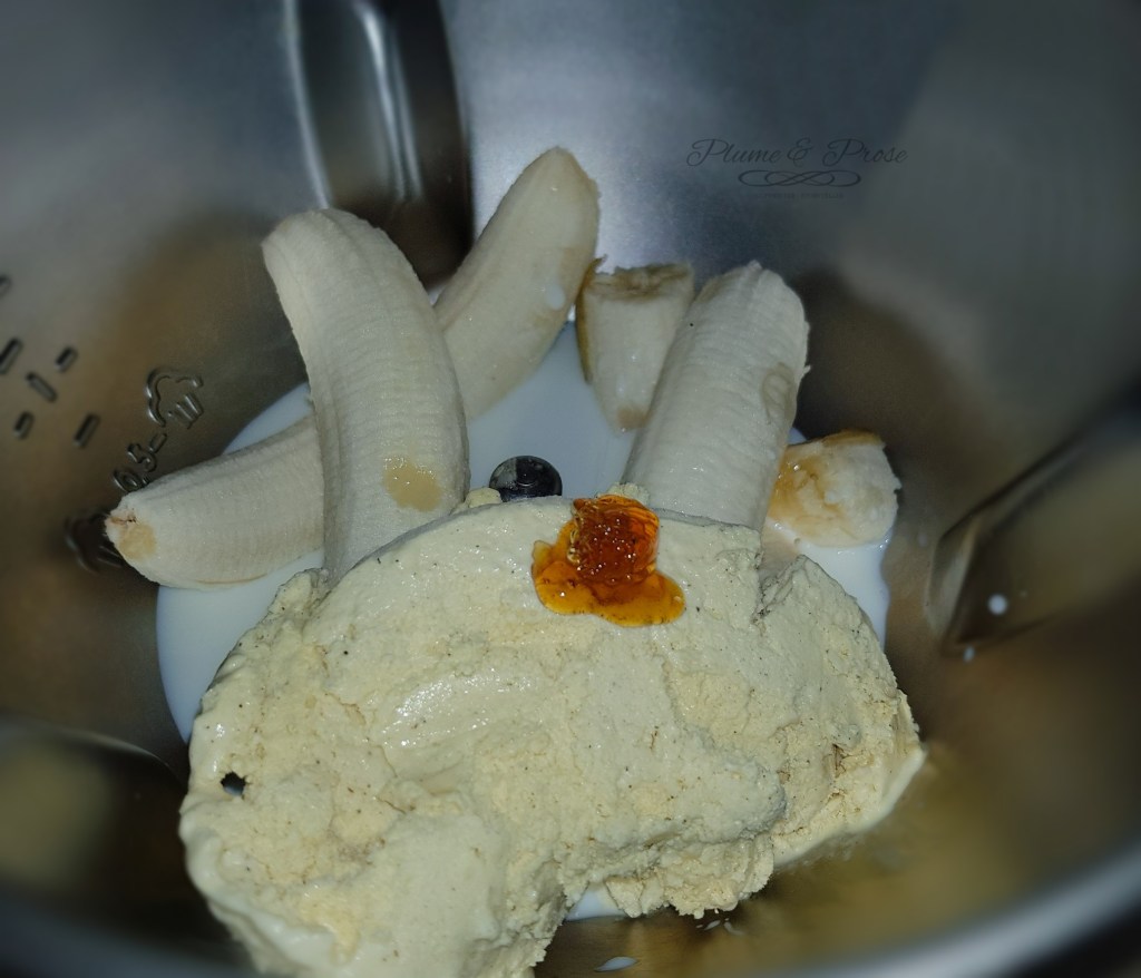 Préparation du milkshake banane