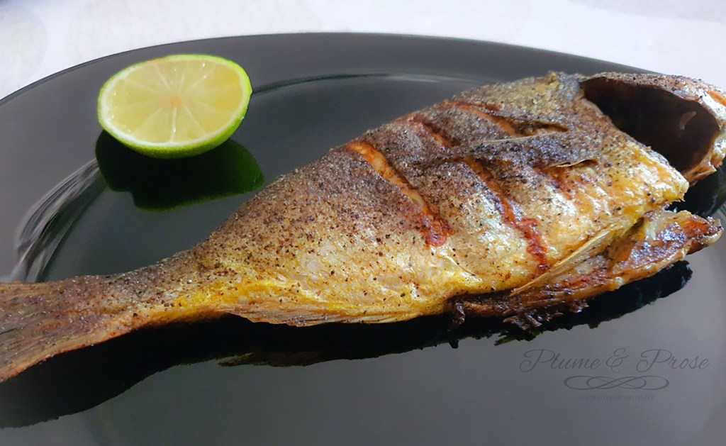 De la mer à l'assiette, succombez à ce Poisson grillé, sel et poivre