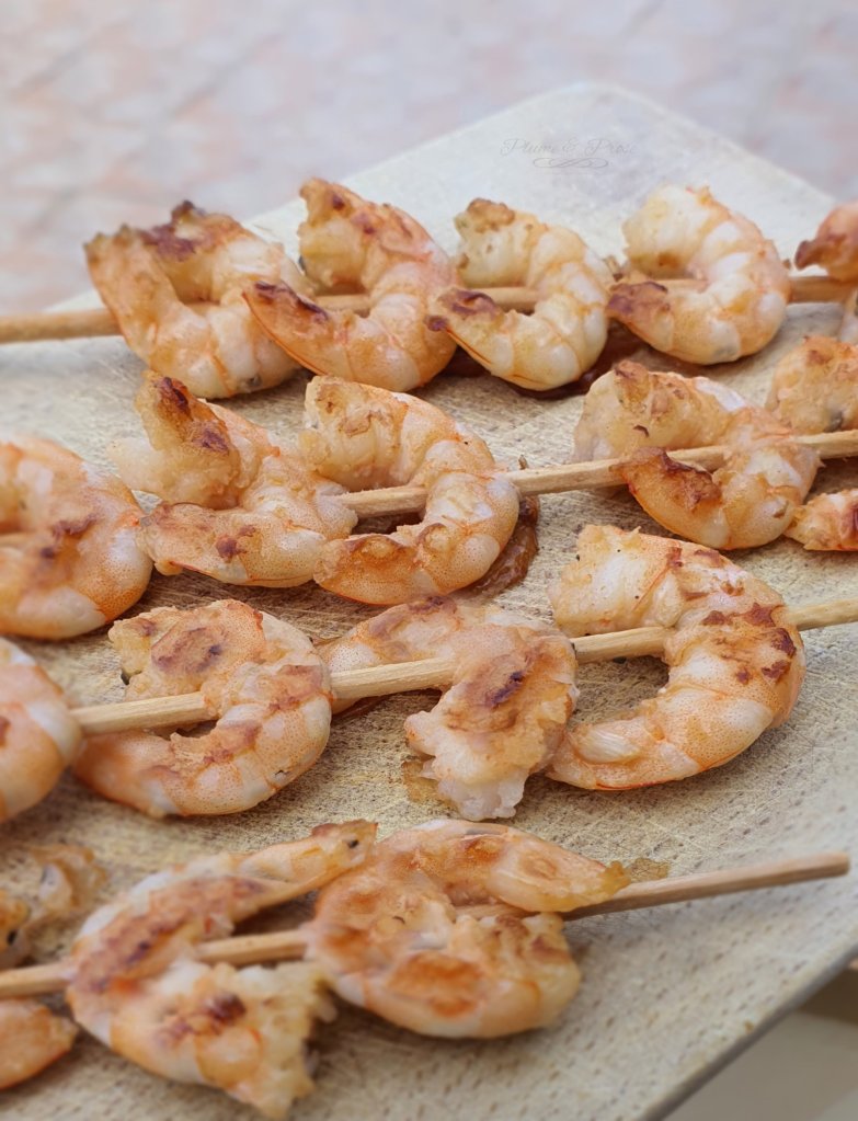 "Cosa-Cosa Camarão" ou les brochettes de crevettes épicées angolaises