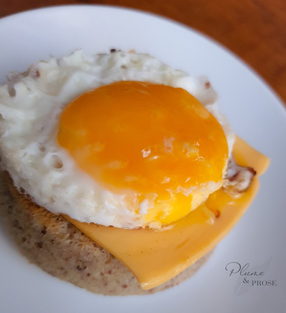 "Almond Meal Muffin" ou le Petit Pain Kéto Express