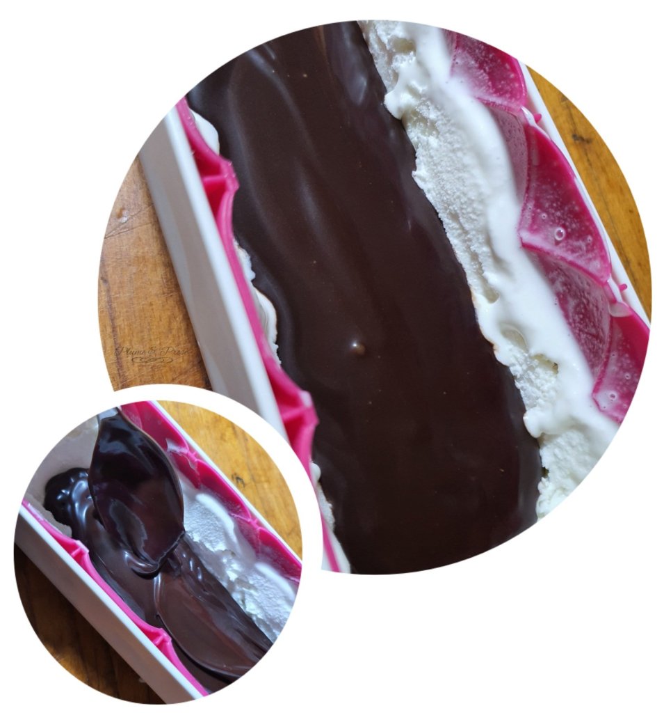 Préparation de la Bûche glacé express façon Mystère vanille-coco et son coeur coulant chocolat