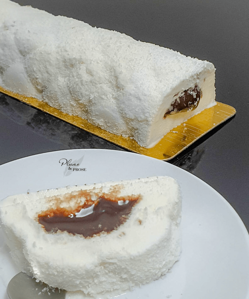 Bûche glacée express façon Mystère vanille-coco et coeur coulant chocolat