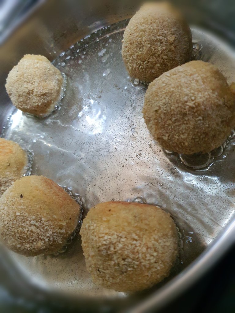 Préparation des croquettes de thon