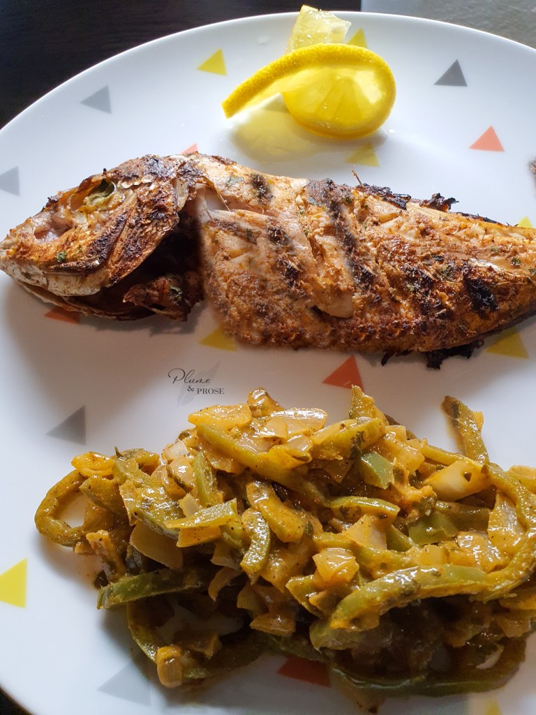 Laissez-vous emporter par les saveurs de ce poisson braisé et sa sauce oignon