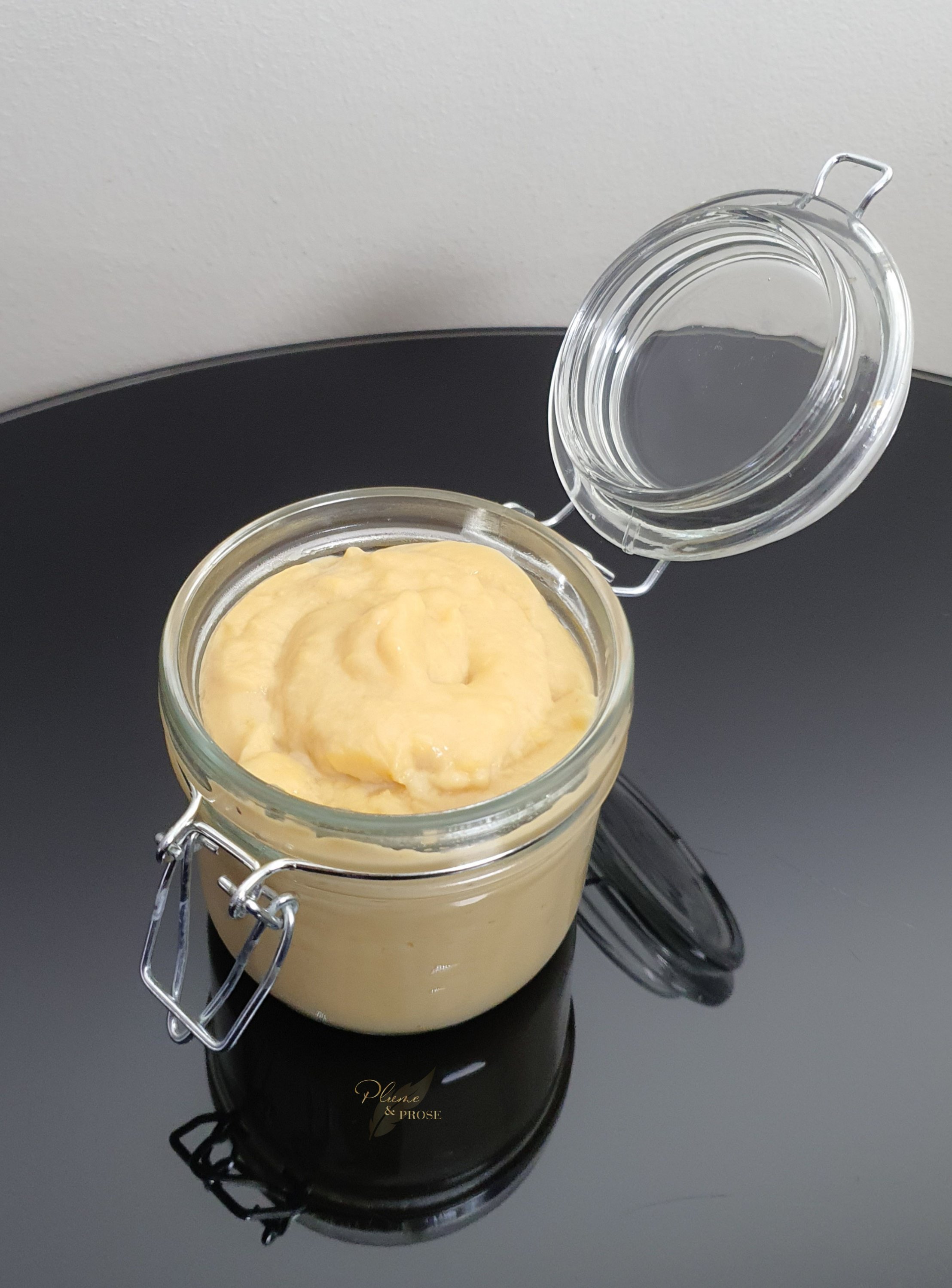 "Rhubarb Curd" ou la Crème Gourmande à la Rhubarbe