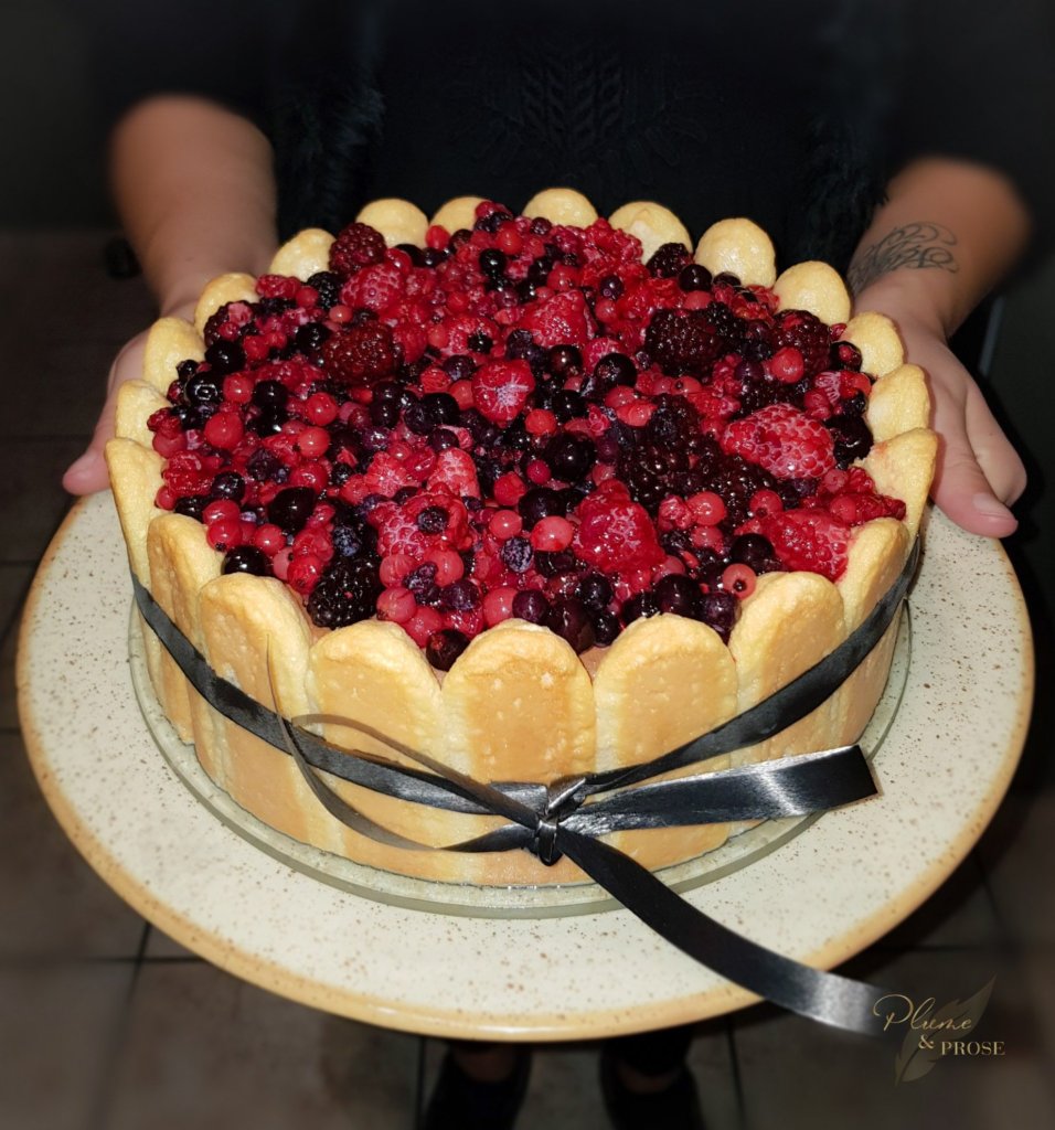 Cédez à la gourmandise de cette Charlotte au Chocolat et Fruits Rouges