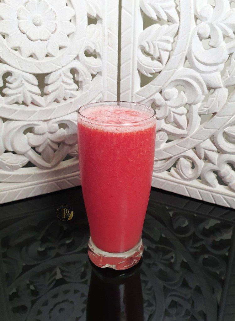 Trinquons en faveur d'Octobre Rose avec ce délicieux Smoothie Fraise/Banane