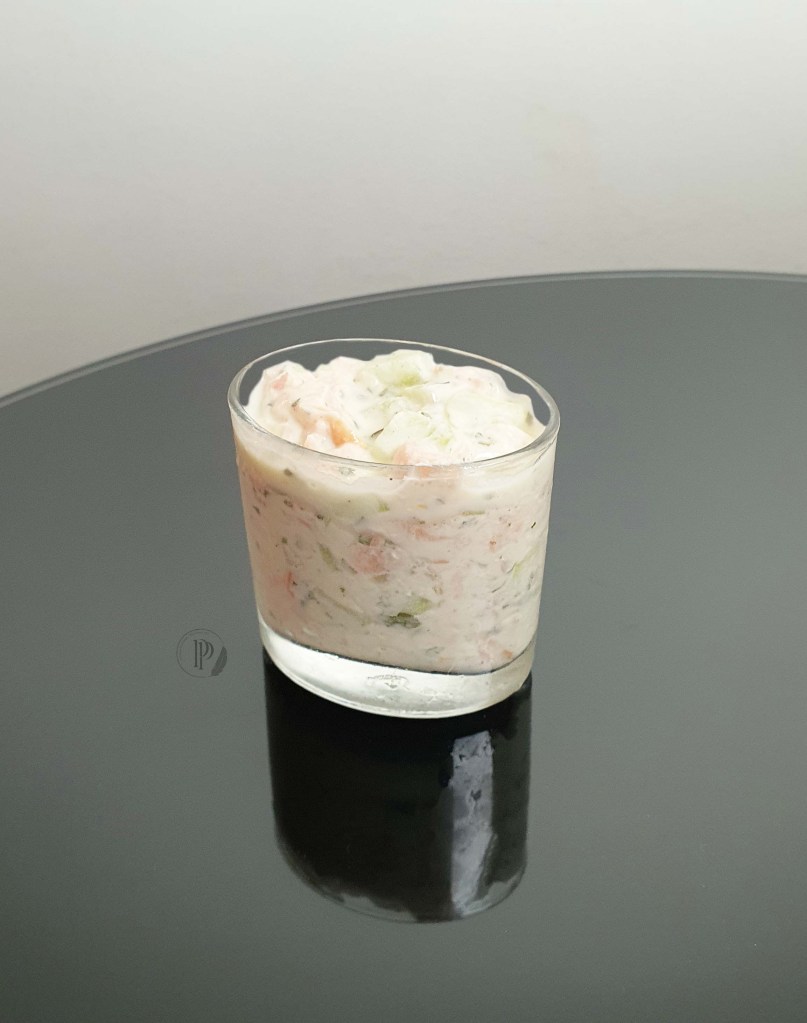 "Verrine Fraîcheur" ou la Verrine au Saumon, concombre, ail et fines herbes