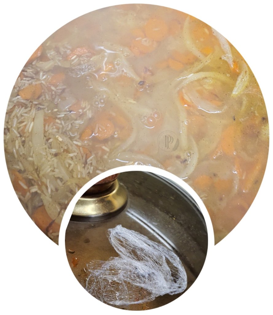 Préparation du riz aux carottes, cumin et curry