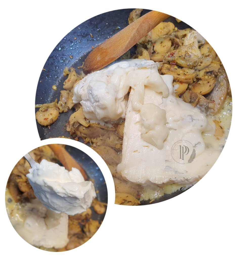 Préparation des "Pasta ai funghi e gorgonzola" ou les Pâtes aux champignons et gorgonzola