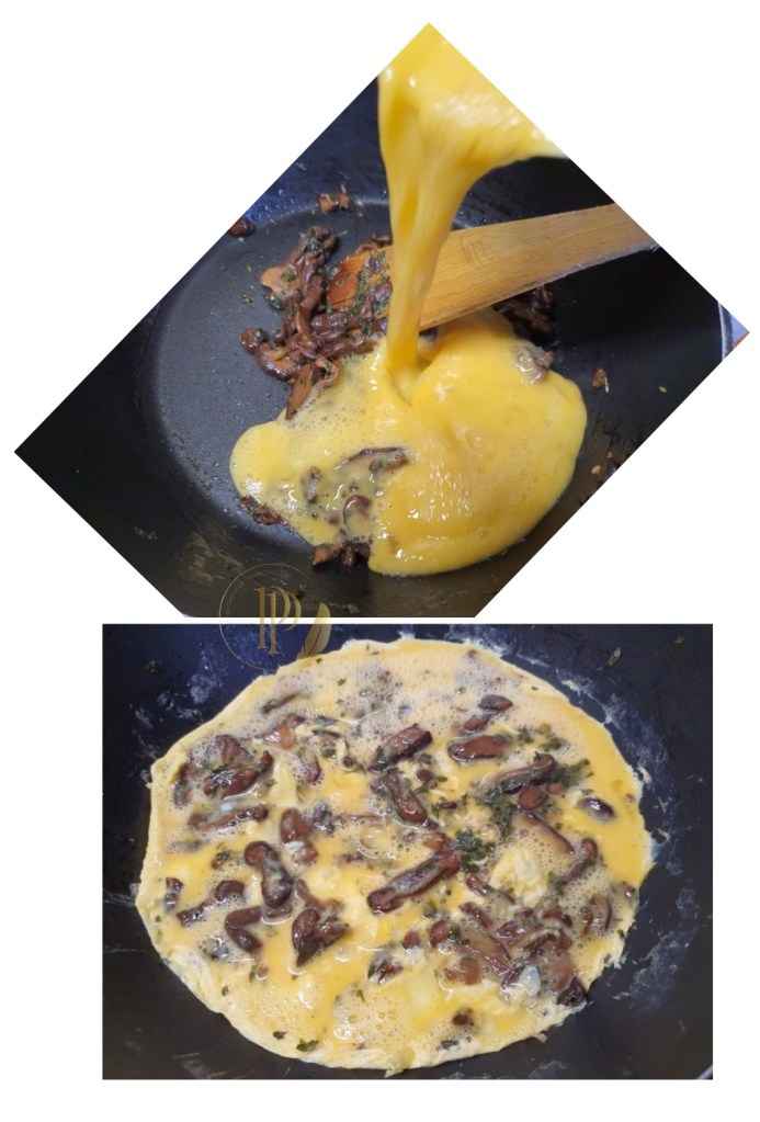 Préparation de l'omelette au coeur coulant